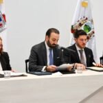 Aprueban renombrar Calzada San Pedro como Calzada Mauricio Fernández Garza