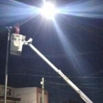 Rehabilitan alumbrado público en Santa Catarina