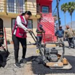 Llevan bacheo dentro de colonias de Santa Catarina