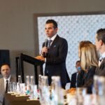 Mike Flores impulsa coordinación de Canacar y NL