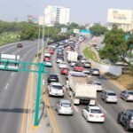 ¡Vía libre! Acaba contraflujo en Morones Prieto