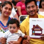 Infonavit entrega viviendas del Bienestar en Chiapas