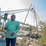 Premia Mijes a puentes con monumento a la corrupción
