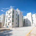Infonavit entrega casas del bienestar en Quintana Roo